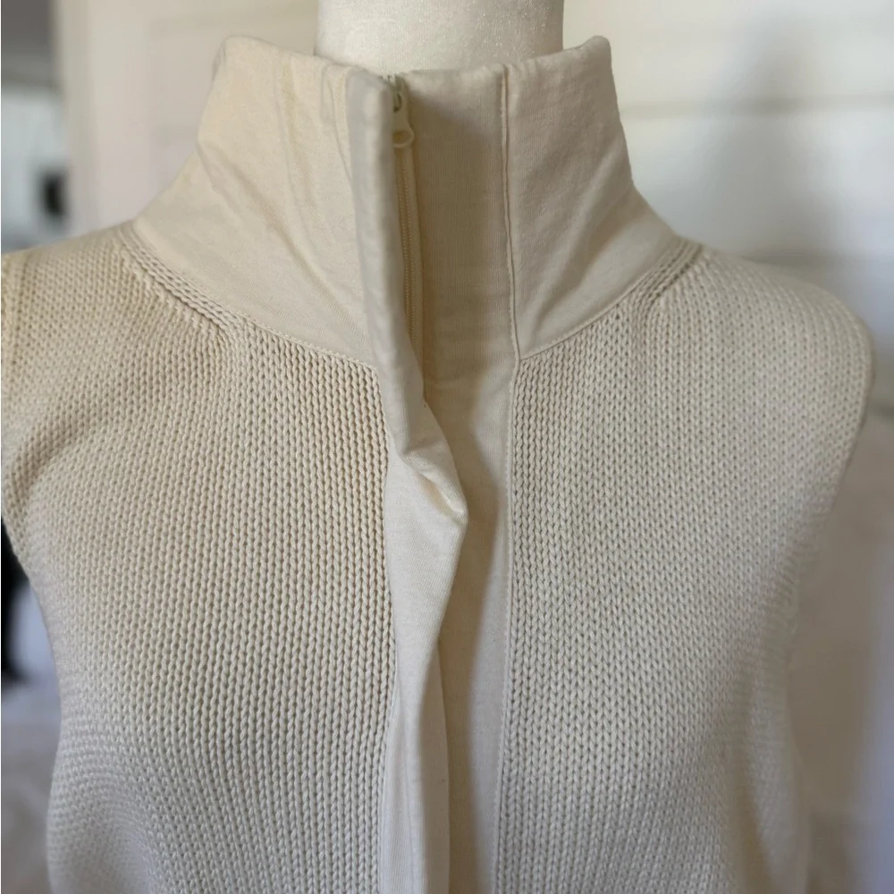 Eileen Fisher Cream Knit Sleeveless Zip-Up Vest
